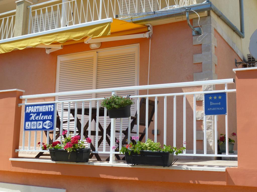 Apartments Helena Orebić Екстериор снимка
