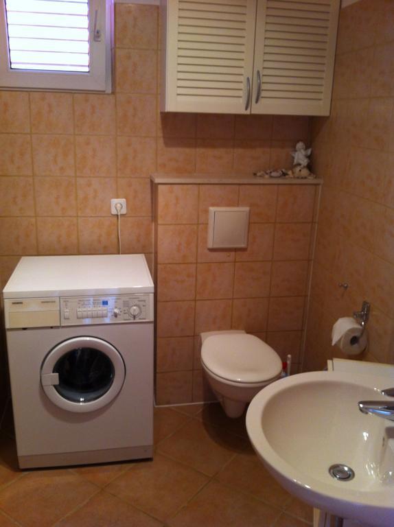 Apartments Helena Orebić Екстериор снимка