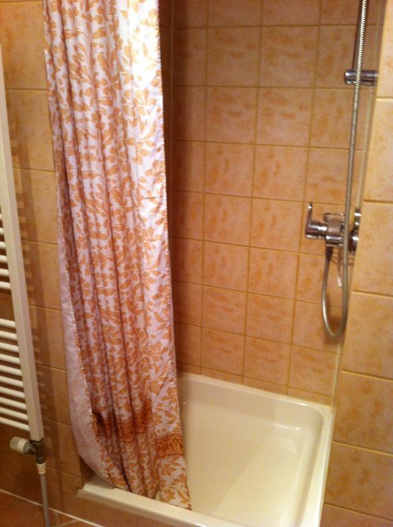 Apartments Helena Orebić Екстериор снимка